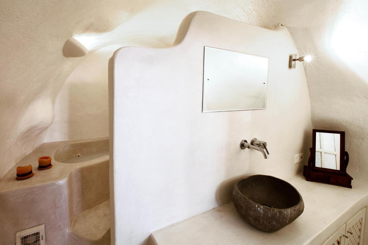 Menias Cave House Apartment Oia  Phòng bức ảnh